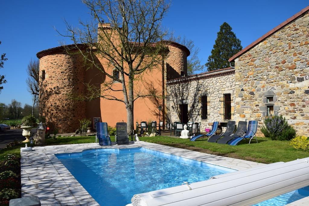 Chateau Des Aiguilles Saint-Rémy-de-Chargnat Εξωτερικό φωτογραφία