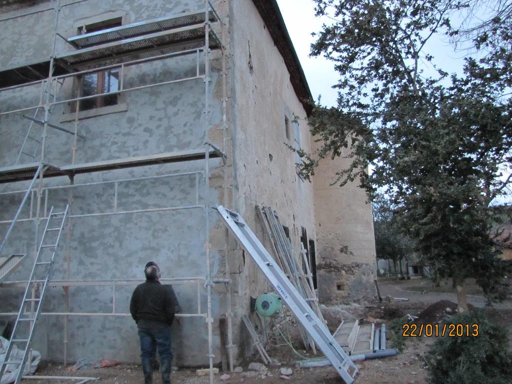 Chateau Des Aiguilles Saint-Rémy-de-Chargnat Εξωτερικό φωτογραφία